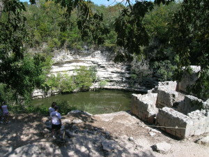 Cenote Sagrado